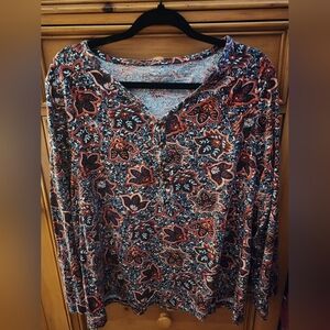 Pretty Women Plus Size Long Sleeve Paisley Top